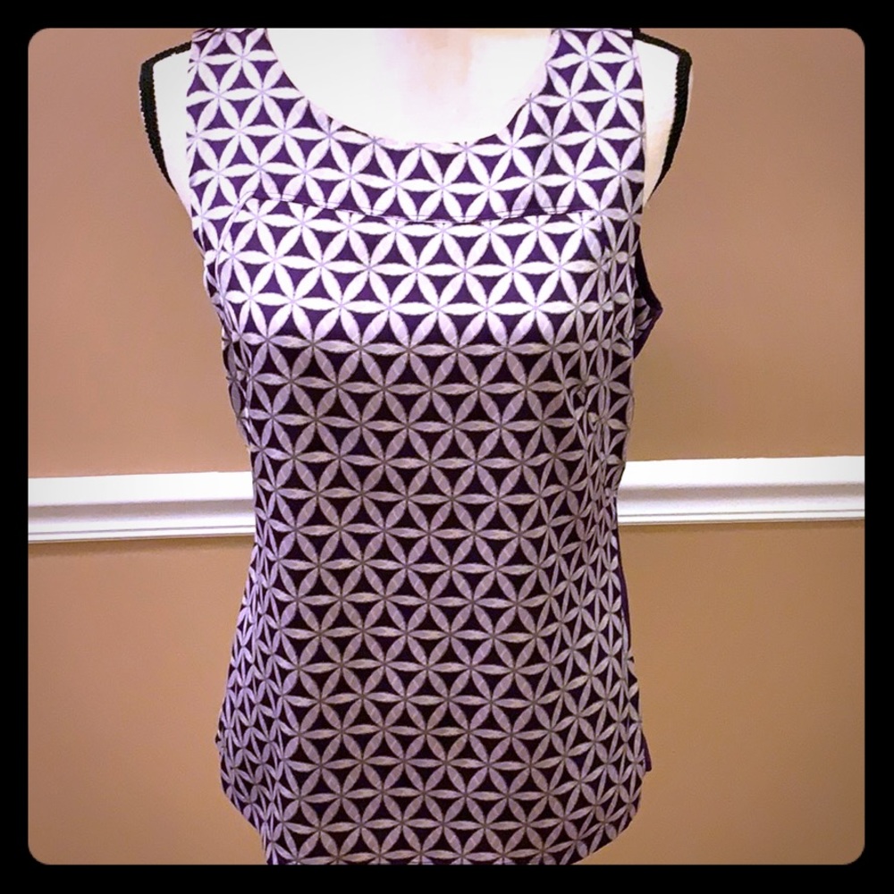 Women’s sleeveless blouse